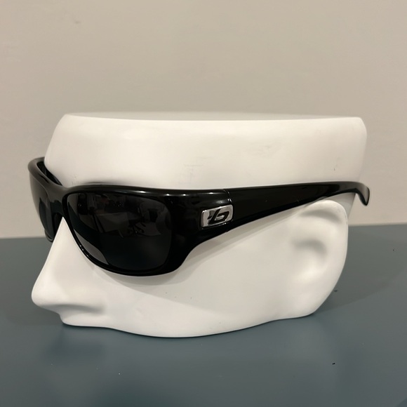 Bolle Crown Sunglasses - Mint Model 11275 Polarized - Picture 2 of 7